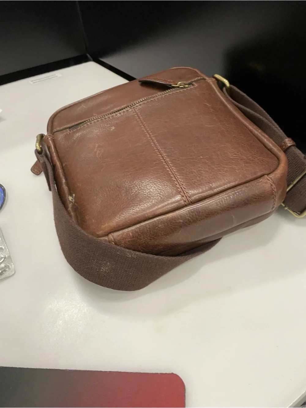 Men's Brown Leather Messenger Crossbody - Slim Everyday Carry
